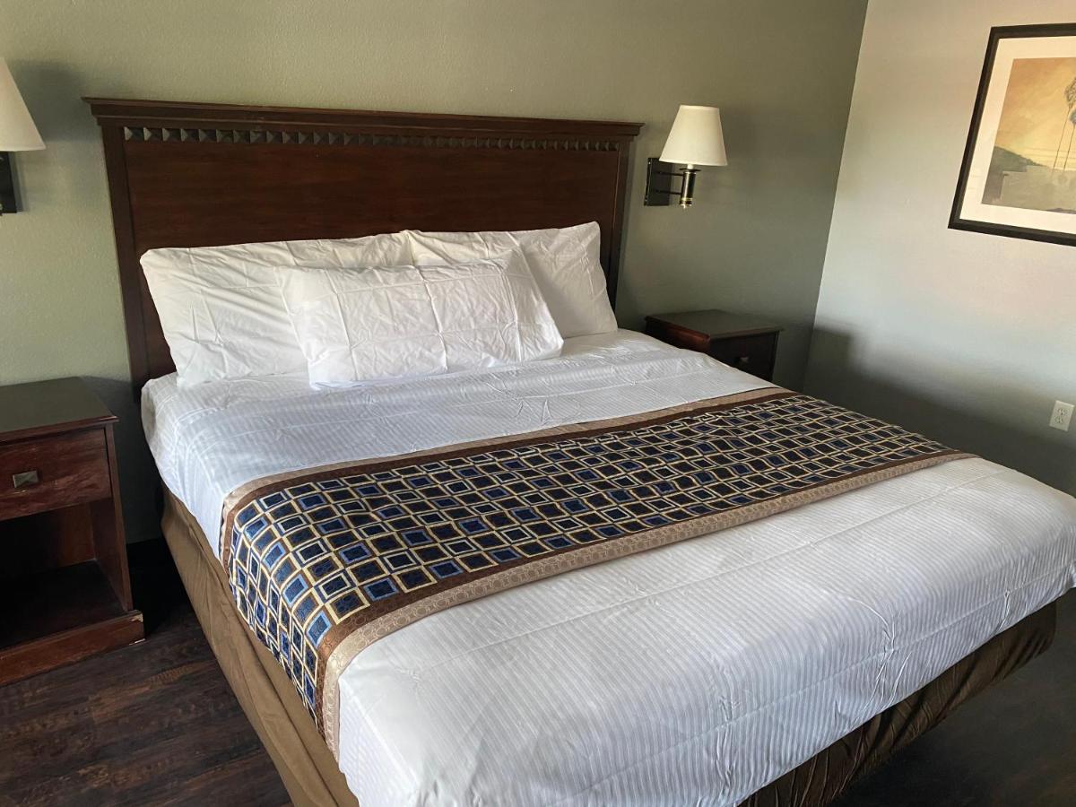 Americas Best Value Inn - Gainesville Bagian luar foto
