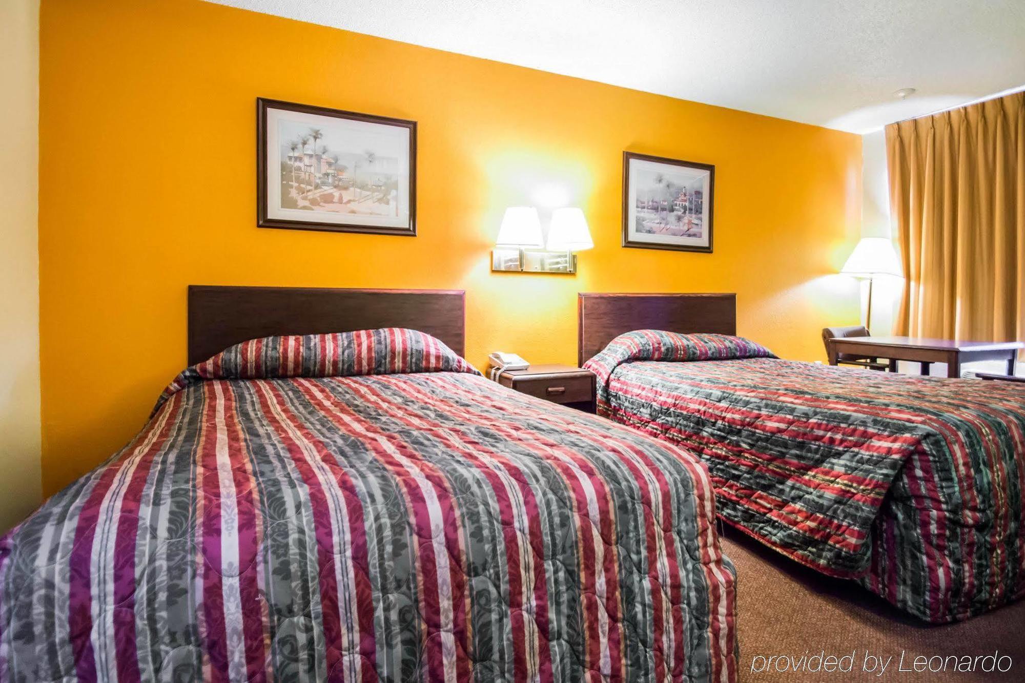 Americas Best Value Inn - Gainesville Bagian luar foto