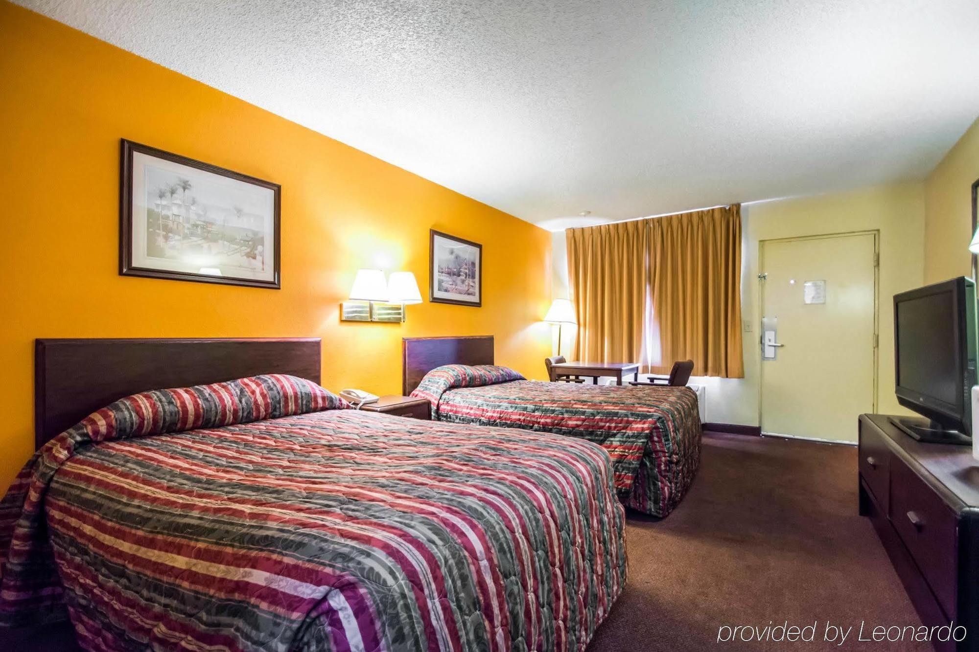 Americas Best Value Inn - Gainesville Bagian luar foto